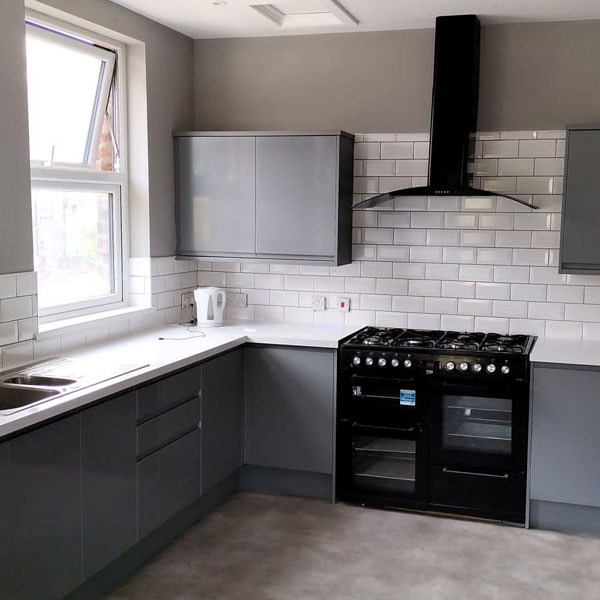 Contemporary grey high gloss kitchen